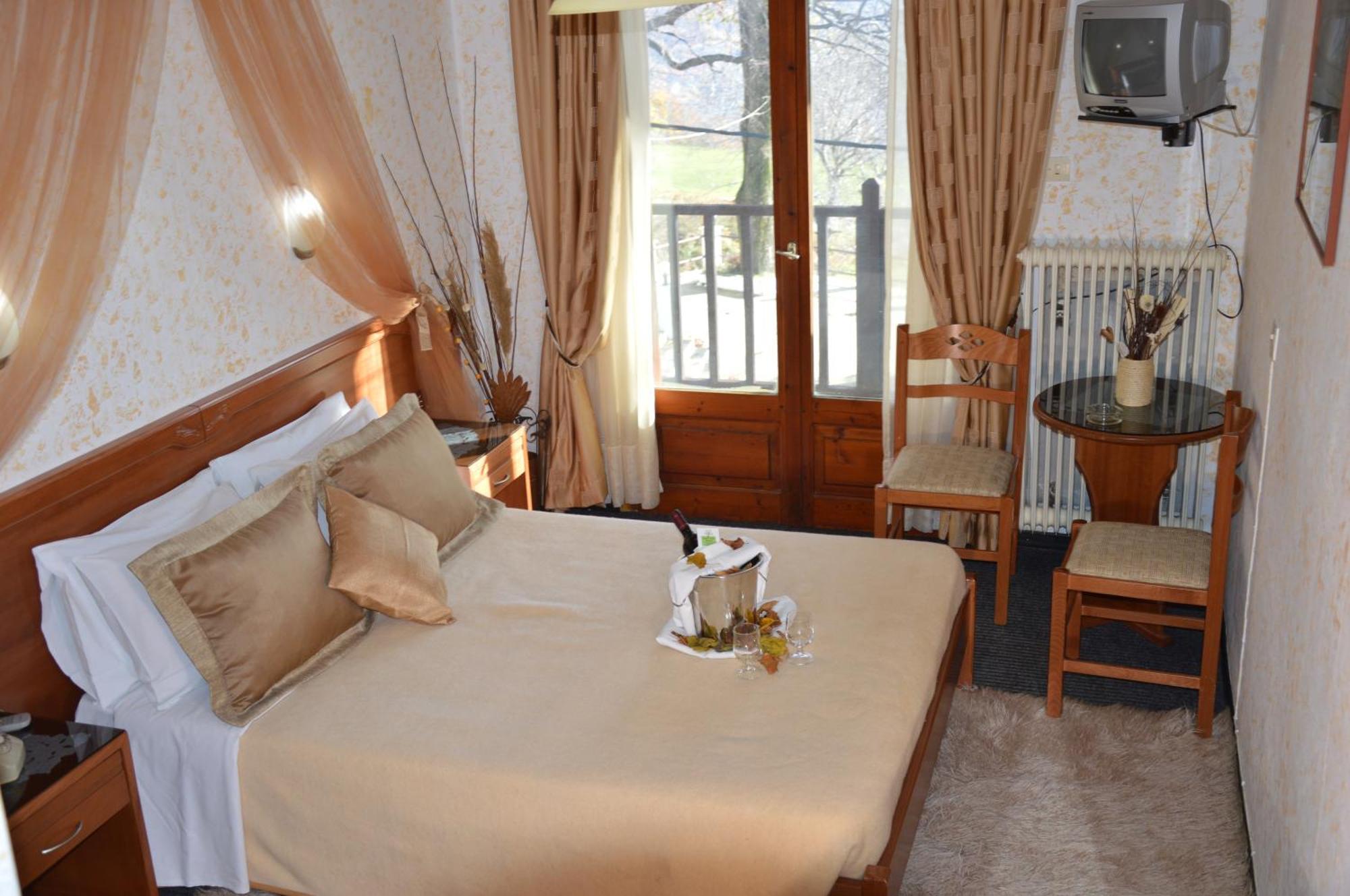 Hotel Hani Zisi ハニア 部屋 写真
