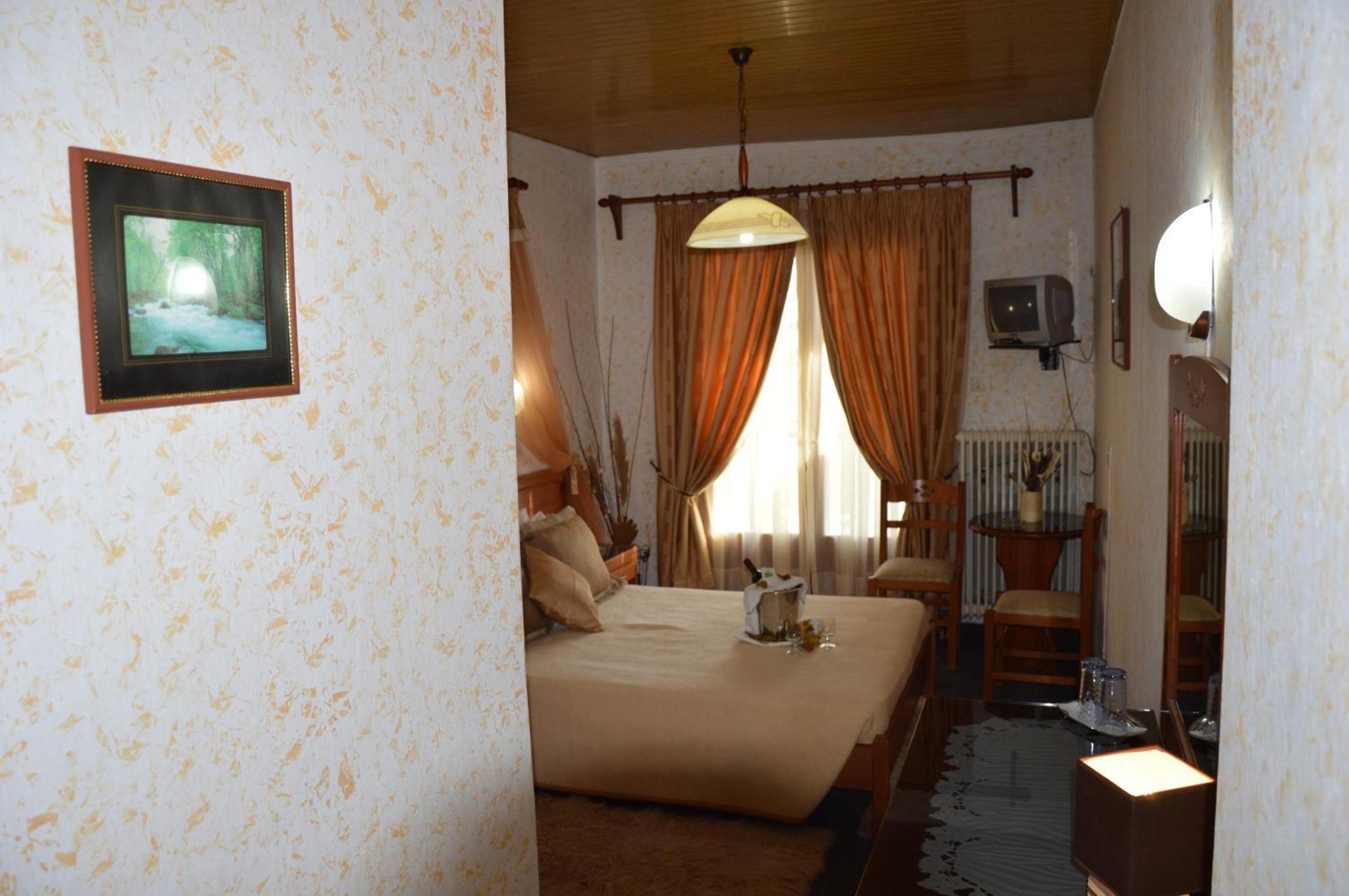 Hotel Hani Zisi ハニア 部屋 写真