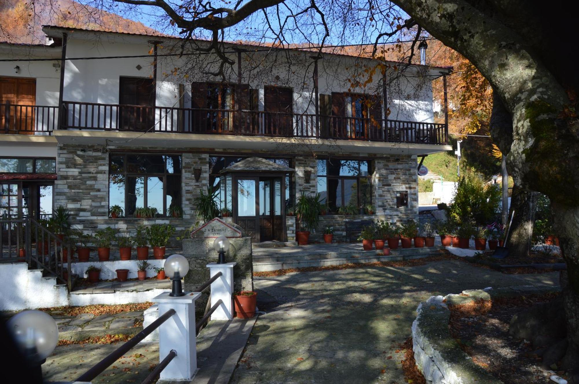 Hotel Hani Zisi ハニア エクステリア 写真