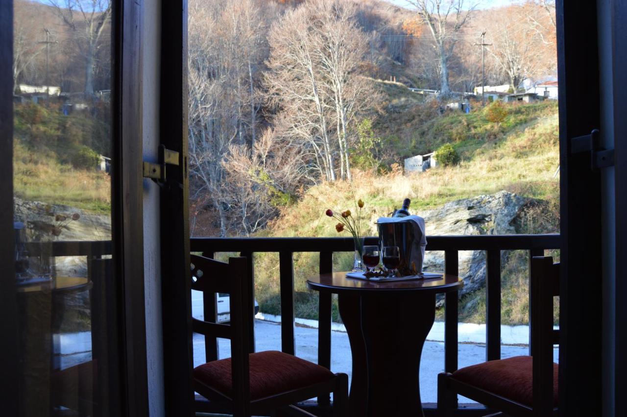 Hotel Hani Zisi ハニア エクステリア 写真