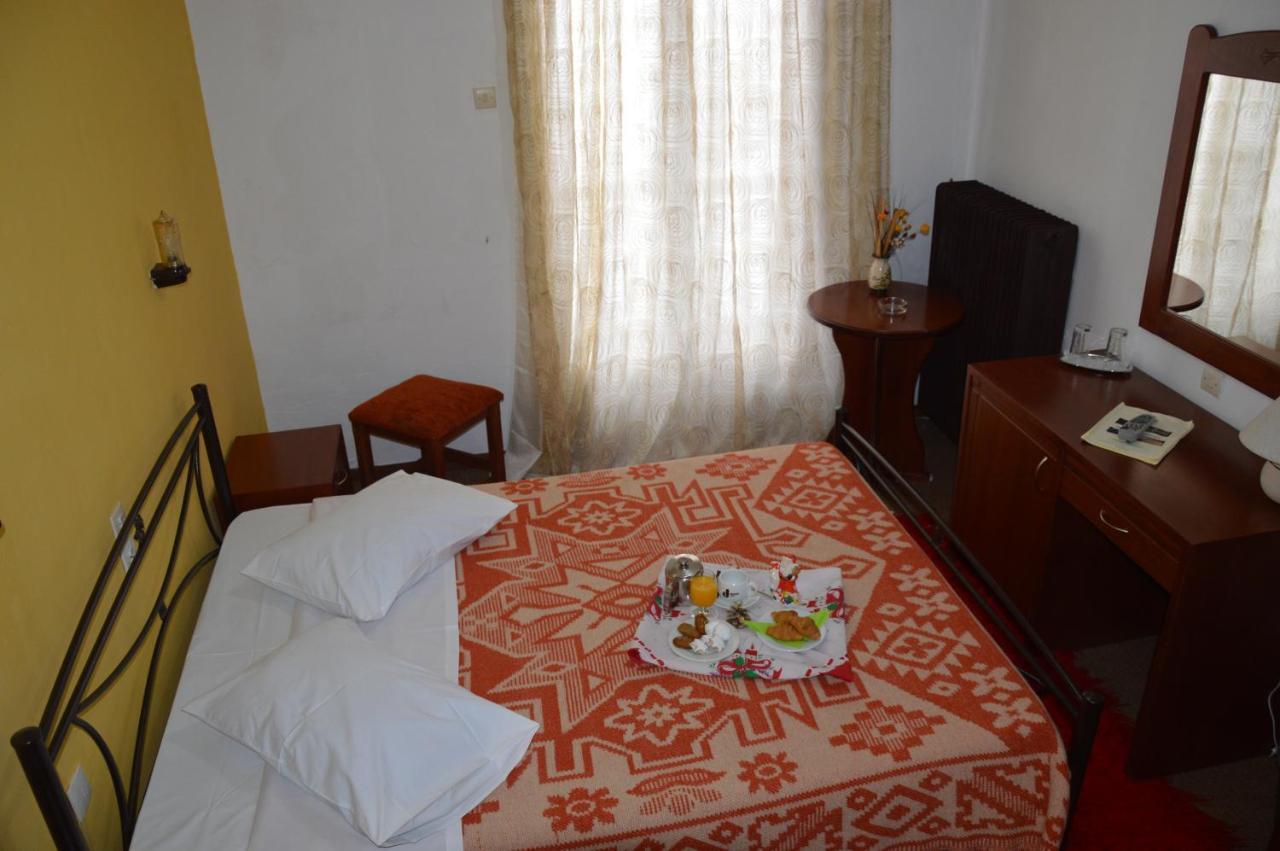 Hotel Hani Zisi ハニア エクステリア 写真